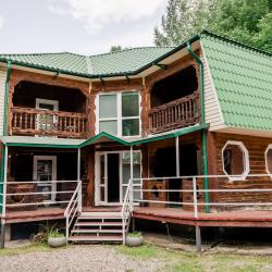 Фото Отель Гостевая усадьба Златогор