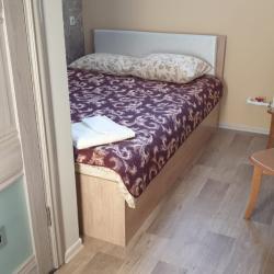 Номер стандарт с 1 двуспальной кроватью