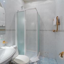 Номер делюкс с 2 односпальными кроватями