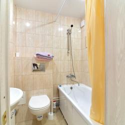 Фото Апартаменты на проспекте Чайковского 25