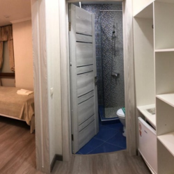 Номер эконом стандарт с 2 односпальными кроватями (с завтраком, без окна)