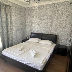 Номер стандарт с 1 двуспальной кроватью