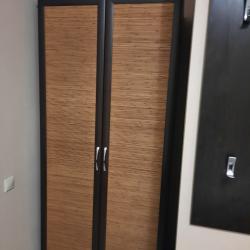 Номер комфорт семейный с 1 односпальной и 1 двуспальной кроватью