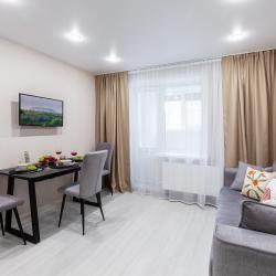 Фото Апартаменты на улице Николая Баженова 2а