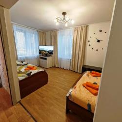 Фото Апартаменты на улице Инициативная 18