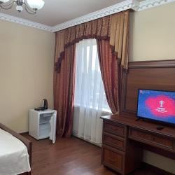 Номер стандарт с 1 двуспальной кроватью