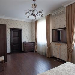 Фото Апартаменты на Баталинской