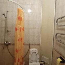 Номер эконом №4 с 2 односпальными кроватями (с завтраком, без окна)