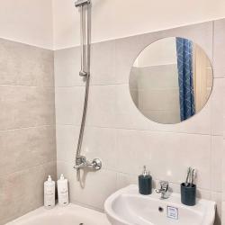 Фото Апартаменты на улице Уинская 2Б