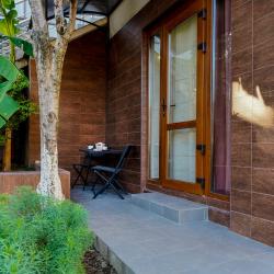 Фото Апартаменты на Крымской ГОСТИ-24