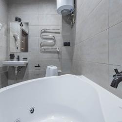 3-местные апартаменты полулюкс с джакузи