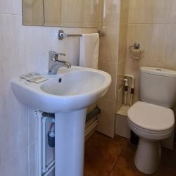 Номер стандарт с 2 односпальными кроватями