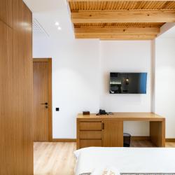 Номер стандарт с 1 двуспальной кроватью