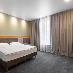 Номер стандарт семейный с 1 двуспальной кроватью