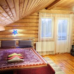 Комната комфорт с 1 односпальной и 1 двуспальной кроватью