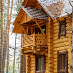 Коттедж улучшенный с 3 односпальными и 1 двуспальной кроватью