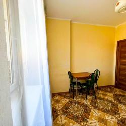 Фото Отель AlexHome (АлексХоум) на улице Молодежная 1-41