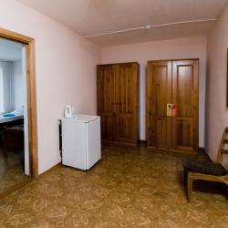 3-местный номер эконом (с балконом)