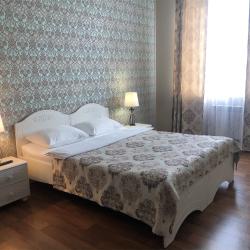 Номер стандарт с 1 двуспальной кроватью (с завтраком)