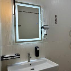 Номер люкс с 1 двуспальной кроватью с балконом