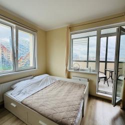 Фото Апартаменты на Октябрьской набережной, 44