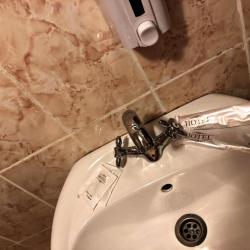 Номер стандарт с 1 двуспальной кроватью