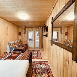 Двухместный номер комфорт(с выходом на балкон с террасами) 2 этаж