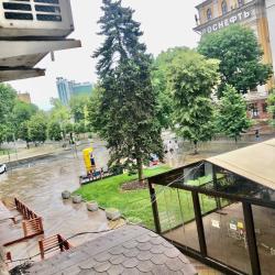 Фото Апартаменты на улице Красная 33