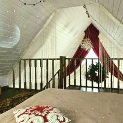 Коттедж улучшенный в Лесу