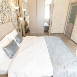 Фото Апартаменты на улице Андрея Губина 60