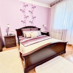 Фото Апартаменты Комфорт на улице Бутлерова 29