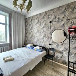 Номер эконом Ренессанс (общие удобства)