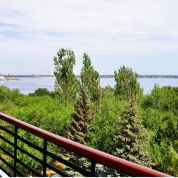 Номер студия с видом на Волгу