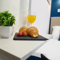 Фото Отель ДзенХоум на улице Светлогорская 6