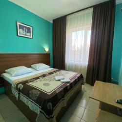 Номер эконом с 1 двуспальной кроватью