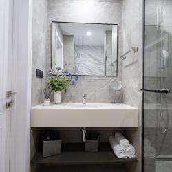 1-комнатные апартаменты студия с 1 двуспальной кроватью