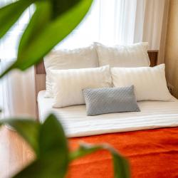 Фото Апартаменты на улице Богдана Хмельницкого 3