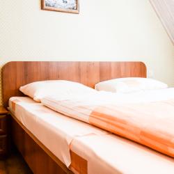 Номер стандарт с 1 двуспальной кроватью
