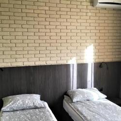 Фото Отель Гостевой дом на Родниковой 9