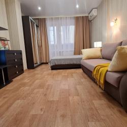 Фото Апартаменты Home Sweet Home на улице 8 Воздушной Армии 6Б