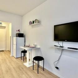 Фото Апартаменты Истомáн |Студия - вид на пруд