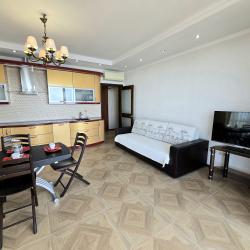 Фото Отель Двухкомнатная квартира с шикарным видом на море!