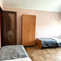Комната комфорт с 2 односпальными и 1 двуспальной кроватью №7