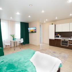 Фото Отель ApartmentFly (АпартментФлай) на улице Петра Ломако 14
