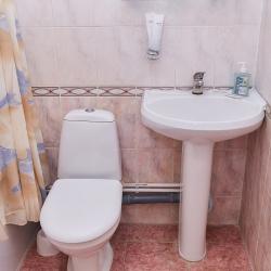 Номер стандарт с 1 двуспальной кроватью с балконом