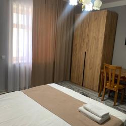 Фото Отель All Seasons (Олл Сизонз)