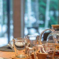 Дом с видом на лес гостиная со спальней (40 кв.м)