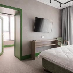 Фото Отель Green Door's (Грин Дорс)