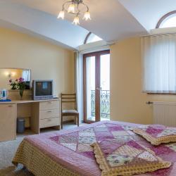 Номер стандарт с 1 двуспальной кроватью