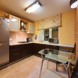 Фото Апартаменты на улице Самойловой 9